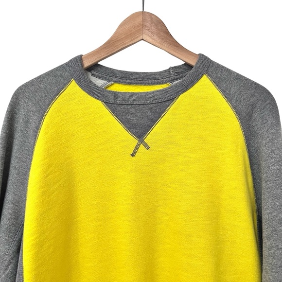 GAP Lived In Sweatshirt - Picture 3 of 6